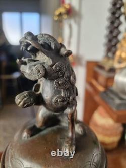 Grand pot couvert en Bronze JAPON XIX ème Meiji -35cm statuette lion de fô