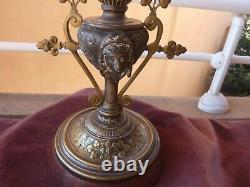 Grand vase cornet, centre de table, Napoléon III, bronze et laiton, H 47cm