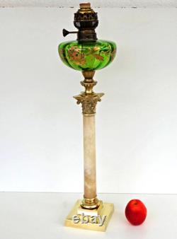 Grande LAMPE à PETROLE Marbre Bronze Chapiteau Corinthien Napoléon III XIXème Grande LAMPE à PETROLE Marbre Bronze Chapiteau Corinthien Napoléon III XIXème