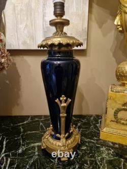 Grande Lampe Ancienne En Porcelaine Bleu Et Monture En Bronze NAPOLÉON III