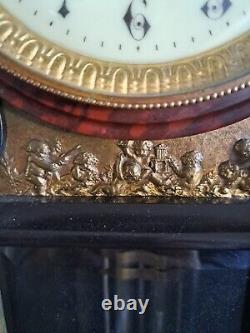 Grande Pendule De Notaire/Napoléon III/Décor En Bronze De PUTTI/ RARE