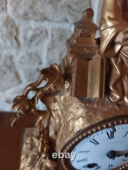 Grande Pendule En Bronze Dore Xixeme