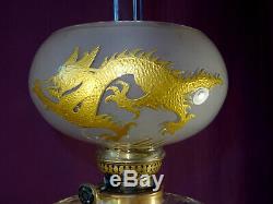 Grande lampe à pétrole N III chimére dragon bronze cristal baccarat marbre XIXém