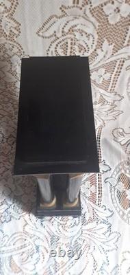 H C. Horloger Pendule à colonnes bois noirci bronze doré époques Napoléon III