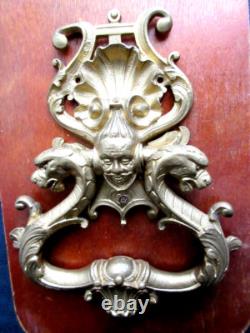 Heurtoir de porte en bronze doré, style Renaissance, époque Napoléon III