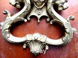 Heurtoir de porte en bronze doré, style Renaissance, époque Napoléon III