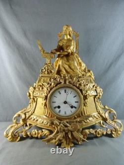 Horloge Pendule Napoléon III en Bronze Doré signé PG, 19ème Siècle, Fonctionne