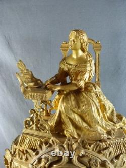 Horloge Pendule Napoléon III en Bronze Doré signé PG, 19ème Siècle, Fonctionne