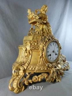 Horloge Pendule Napoléon III en Bronze Doré signé PG, 19ème Siècle, Fonctionne