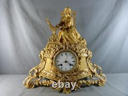 Horloge Pendule Napoléon III en Bronze Doré signé PG, 19ème Siècle, Fonctionne