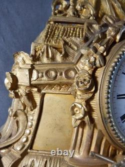 Horloge Pendule Napoléon III en Bronze Doré signé PG, 19ème Siècle, Fonctionne