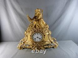 Horloge Pendule Napoléon III en Bronze Doré signé PG, 19ème Siècle, Fonctionne