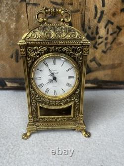Horloge pendule bronze doré ciselé style rocaille 4 Jewels 8 Day À réviser