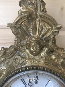 Horloge pendule en bronze decor angelot du XIX ème siècle Napoléon III