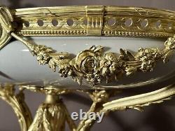 Importante Coupe Ou Centre de table porcelain montée sur bronze doré 19eme
