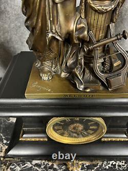 Importante garniture d'horloge en bronze et marbre époque Napoleon III vers 1850