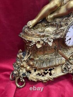 Imposante pendule Horloge Bronze dore Napoleon III