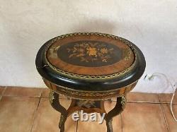 JARDINIERE NAPOLÉON III EN MARQUETERIE, BOIS ET BRONZE complète bac et couvercle