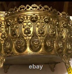 Jardinière du XIX Eme siècle en tole bronzé. Époque Napoléon III