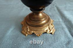 LP53-Lampe à pétrole d'époque Napoléon III en bronze et porcelaine noire