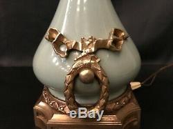Lampe Napoléon III porcelaine céramique bronze et laiton