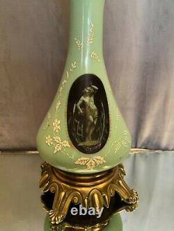 Lampe en porcelaine Vieux Paris vert céladon monture bronze XIXe Napoléon III