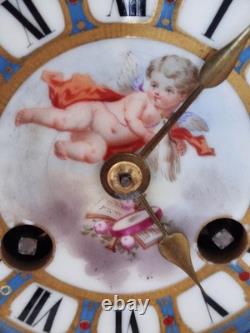 Magnifique Pendule En Bronze Doré Dans Le Gout De Sevres Époque Napoléon III