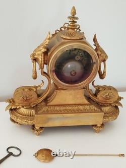 Magnifique Pendule En Bronze Doré Dans Le Gout De Sevres Époque Napoléon III
