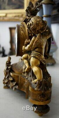 Magnifique Pendule en bronze époque Napoléon III motif aux angelots