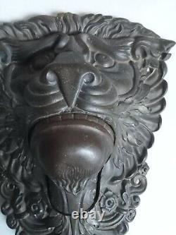 Mascaron valet Récupère-boule en bronze. Billard ancien XIXème siècle