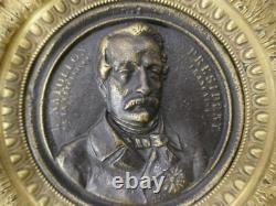 Médaille bronze L. Napoléon, cadre bronze doréP 650g, D 155mm, 19ème