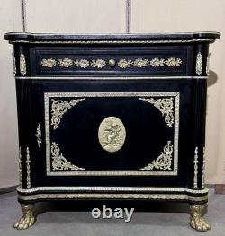 Meuble style Napoléon III Boulle en bois laqué et bronzes dorés