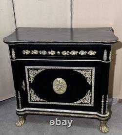 Meuble style Napoléon III Boulle en bois laqué et bronzes dorés