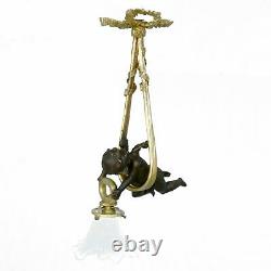 Minuscule lustre au bébé bronze doré Napoléon III