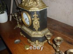 PENDULE EN BRONZE NAPOLEON III XIX em PENDULE EN BRONZE NAPOLEON III XIX em