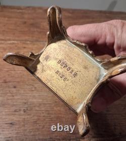 PETITE VITRINE A BIJOUX OU A BAGUES STYLE ROCAILLE EN REGULE ET BRONZE XIXème