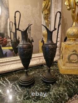 Paire D'aiguière En Bronze A Décor D'angelots Napoléon III