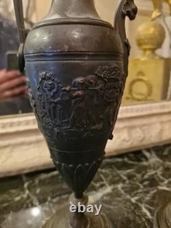 Paire D'aiguière En Bronze A Décor D'angelots Napoléon III