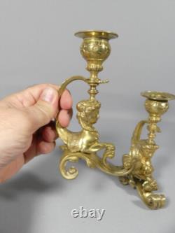 Paire De Bougeoirs Aux Sphinges En Bronze Doré, époque Napoléon III