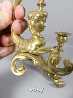 Paire De Bougeoirs Aux Sphinges En Bronze Doré, époque Napoléon III