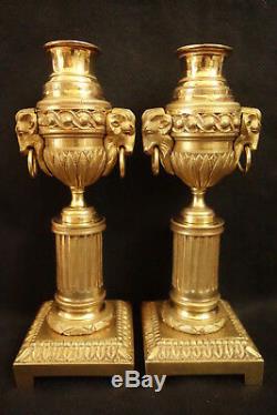 Paire De Bougeoirs Cassolettes, Aux Béliers, Époque Napoléon III Bronze
