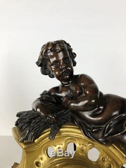 Paire De Chênets D'époque Napoléon III En Bronze Ciselé Doré De Style Louis XV