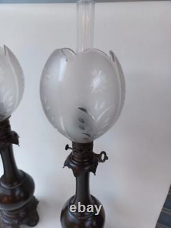Paire De Lampe A Petrole En Bronze. D'époque Napoléon III, Vers 1860