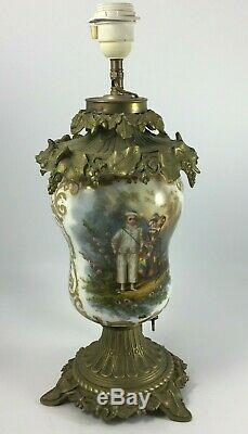 Paire De Lampe En Porcelaine De Paris Napoleon III Bronze Decor Romantique H755