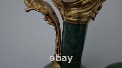 Paire De Vase En Porcelaine De Chine Montée En Bronze Napoléon III