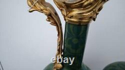 Paire De Vase En Porcelaine De Chine Montée En Bronze Napoléon III