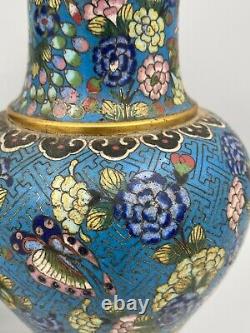 Paire De Vases Cloisonnes Xixeme Chine Decor Floral M825