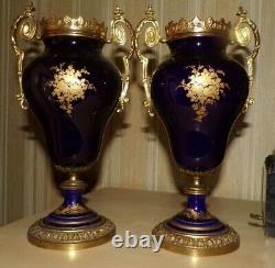 Paire De Vases Époque Napoléon III Porcelaine Bronze Doré