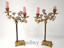 Paire bougeoirs 2 feux bronze doré fleurs porcelaine Napoléon III XIXème