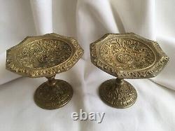 Paire coupelles bronze arabesques Pair of cups dishes